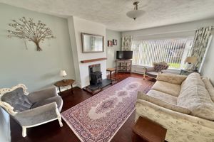 Living Room- click for photo gallery